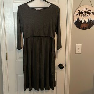 Gray nursing/maternity dress with quarter sleeves